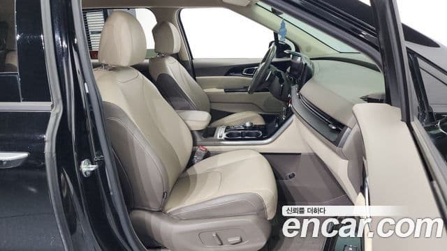 Kia Carnival 4세대 Signature, 2021 11