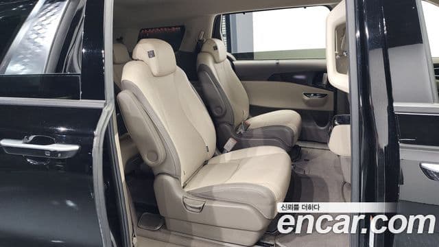 Kia Carnival 4세대 Signature, 2021 12