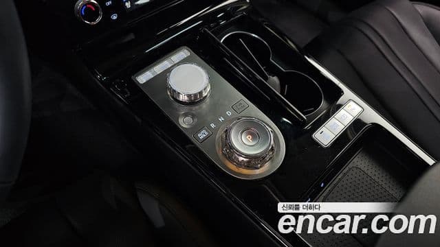 Genesis G80 (RG3) бензин 2.5 турбо 2WD, 2025 9