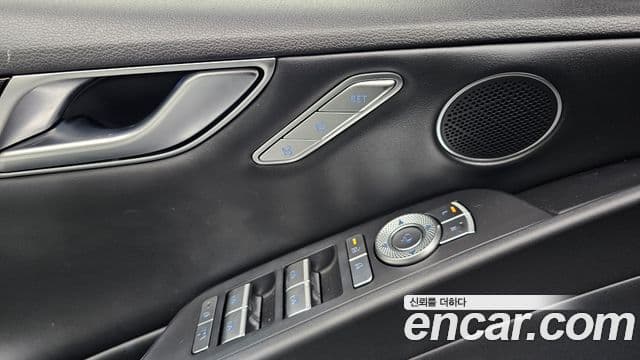 Genesis G80 (RG3) бензин 2.5 турбо 2WD, 2025 18