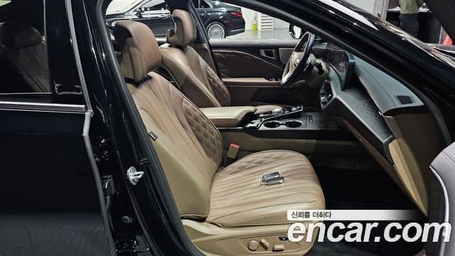 Kia K8 Signature, 2022 10