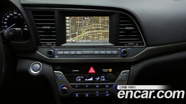 Hyundai Avante AD Modern, 2017 14