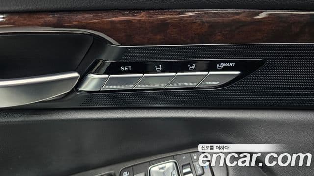 Genesis EQ900 Luxury, 2016 16