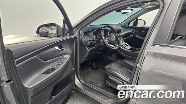 Hyundai The / новый New Santa Fe Exclusive, 2023 11