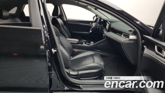 Kia K5 3세대 Prestige, 2021 11