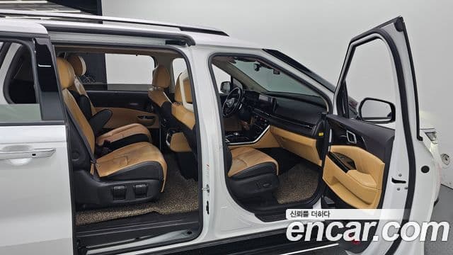 Kia Carnival 4세대 Signature, 2021 11
