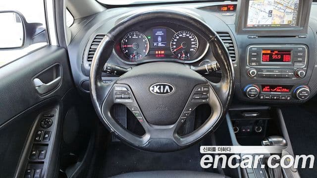 Kia K3 Trendy, 2015 13