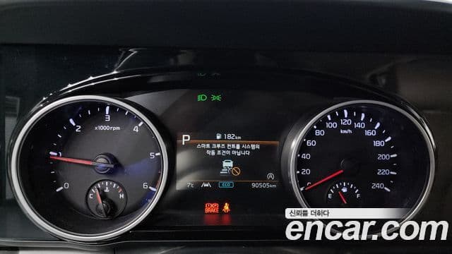 Kia Carnival 4세대 Noblesse, 2021 8