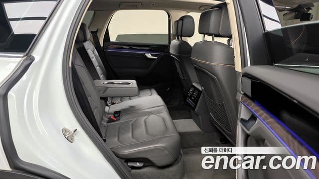 Volkswagen Touareg 3세대 Prestige, 2022 12