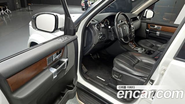 Land Rover Discovery 4 3.0 SDV6 SE, 2016 10