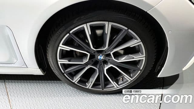 BMW 7시리즈 (G11) 740Li xDrive M Sport, 2022 все фото