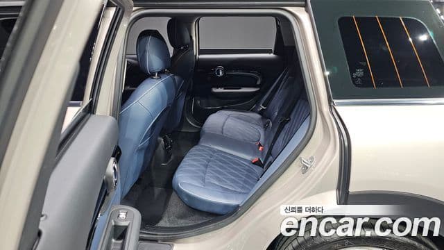Mini Cooper S 클럽맨 2세대, 2023 11