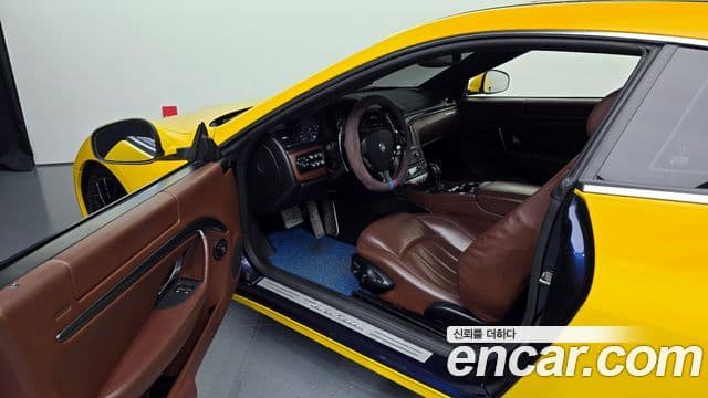 Maserati GranTurismo S 4.7, 2009 10