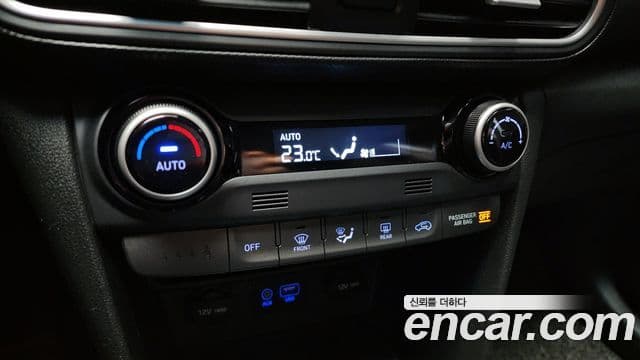 Hyundai Kona Modern Art, 2018 18