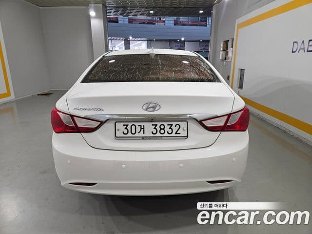 Hyundai YF Sonata Y20 Grand, 2010 4
