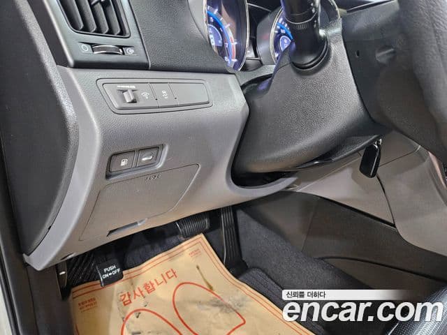 Hyundai YF Sonata Y20 Grand, 2010 11