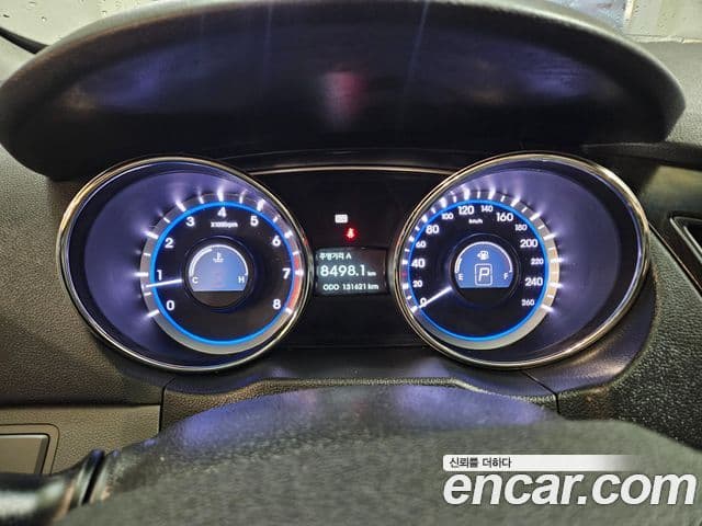 Hyundai YF Sonata Y20 Grand, 2010 13