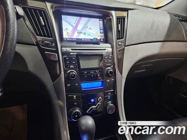 Hyundai YF Sonata Y20 Grand, 2010 17