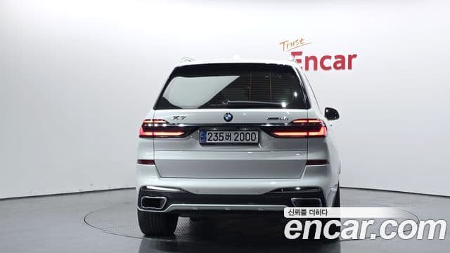 BMW X7 (G07) xDrive 40i M Sport 6인승, 2024 4