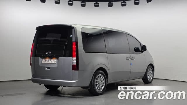 Hyundai Staria Modern, 2022 2