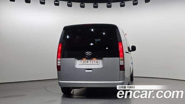 Hyundai Staria Modern, 2022 4