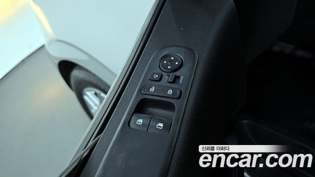 Hyundai Staria Modern, 2022 14