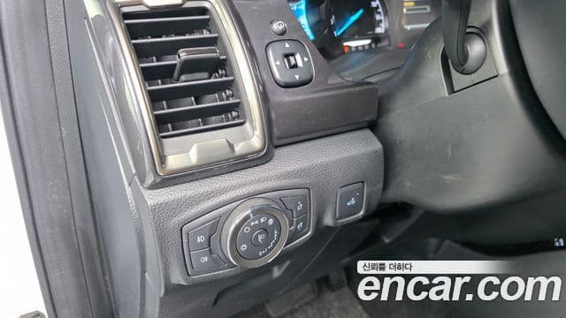 Ford 레인저 3세대 Wildtrak, 2022 13