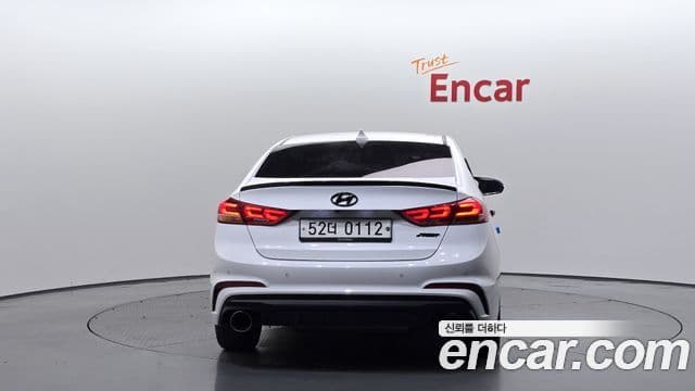 Hyundai Avante AD 1.6 турбо Sport, 2017 4