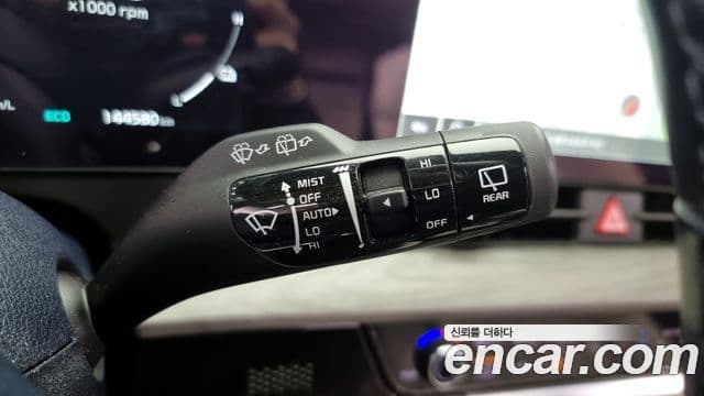 Kia Sportage 5세대 гибрид Signature 2WD, 2022 18