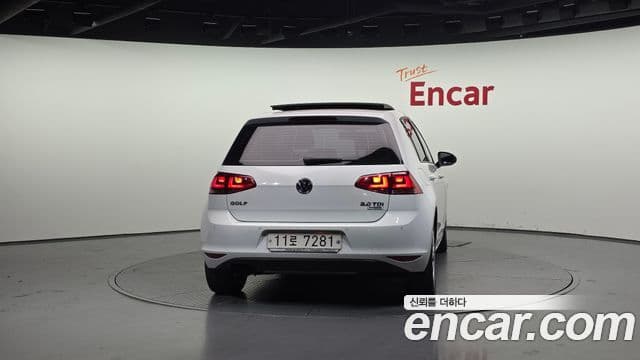 Volkswagen Гольф 7세대, 2015 4