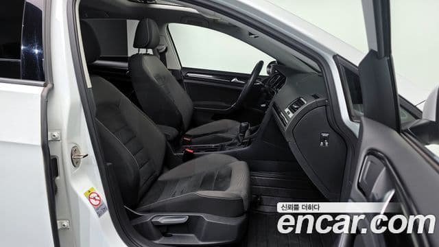 Volkswagen Гольф 7세대, 2015 10