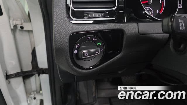 Volkswagen Гольф 7세대, 2015 19