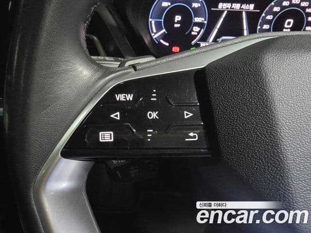 Audi Q4 e-Tron (F4), 2023 11