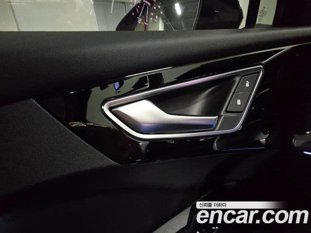 Audi Q4 e-Tron (F4), 2023 14