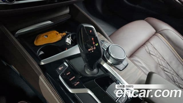 BMW 5시리즈 (G30) 520d Luxury Plus, 2020 9