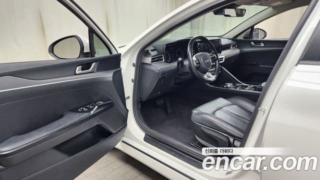 Kia K5 3세대 Trendy, 2022 11