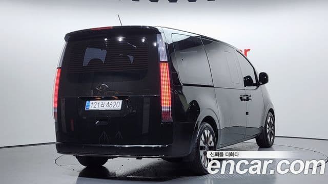 Hyundai Staria Inspiration, 2022 2