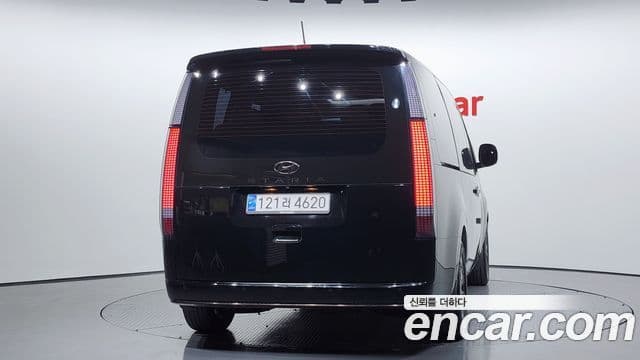 Hyundai Staria Inspiration, 2022 4