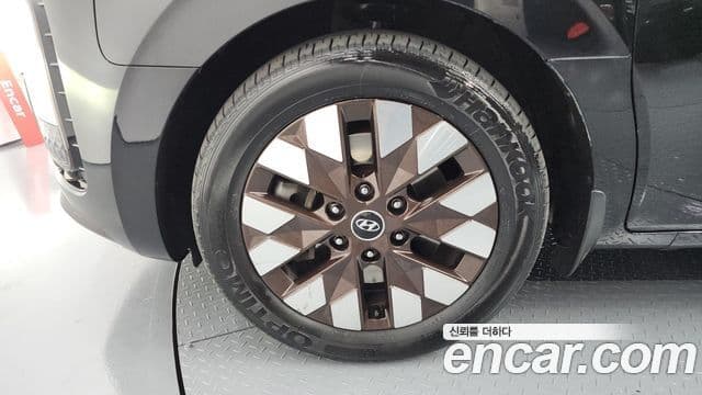 Hyundai Staria Inspiration, 2022 все фото