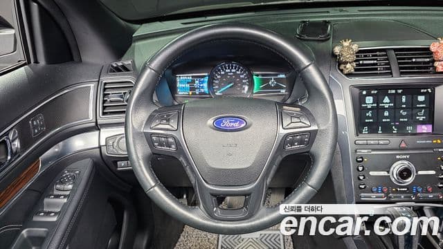 Ford Explorer 5세대, 2019 13