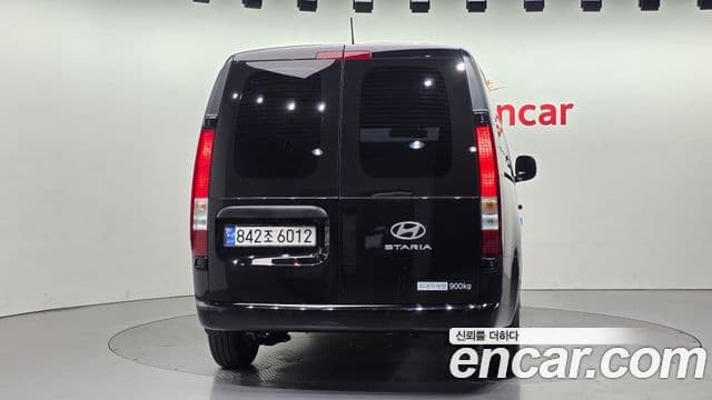 Hyundai Staria Modern, 2025 4