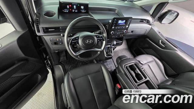 Hyundai Staria Modern, 2025 7