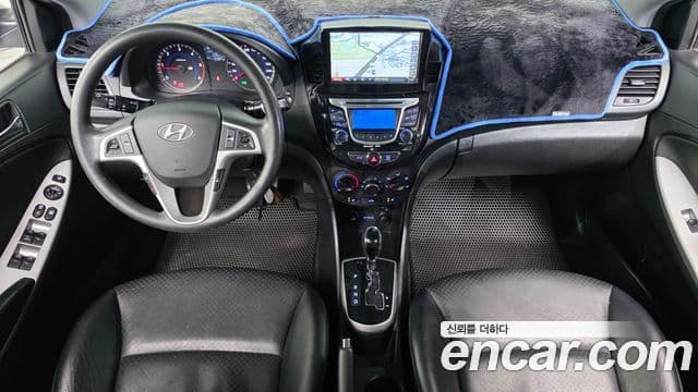 Hyundai Accent(новый кузов / новое поколение) Premier, 2012 7