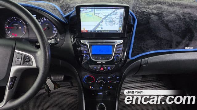 Hyundai Accent(новый кузов / новое поколение) Premier, 2012 14