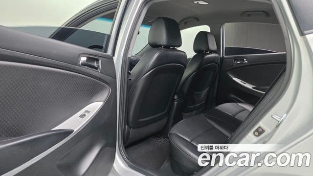 Hyundai Accent(новый кузов / новое поколение) Premier, 2012 18