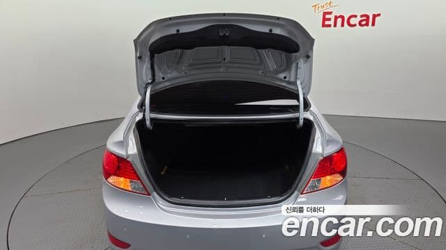 Hyundai Accent(новый кузов / новое поколение) Premier, 2012 20