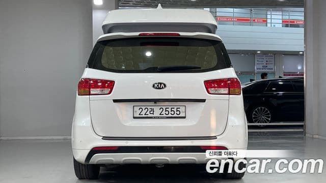 Kia All New Carnival Prestige, 2016 4