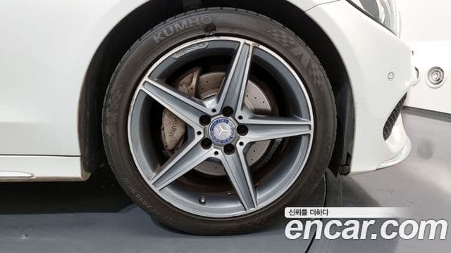 Mercedes-Benz C-класс W205 AMG Line, 2017 все фото