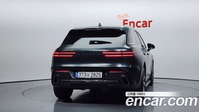 Genesis GV70, 2023 4