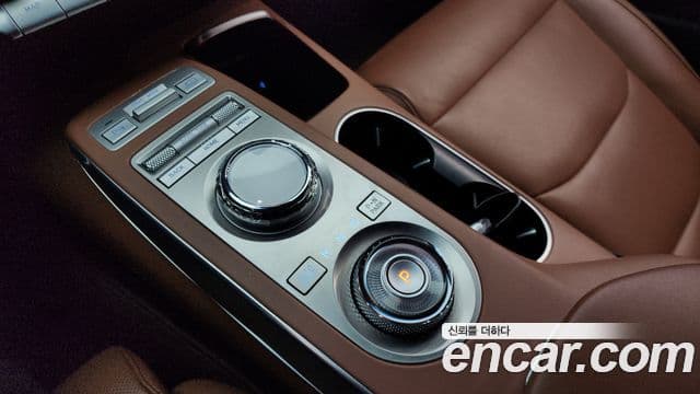 Genesis GV70, 2023 9